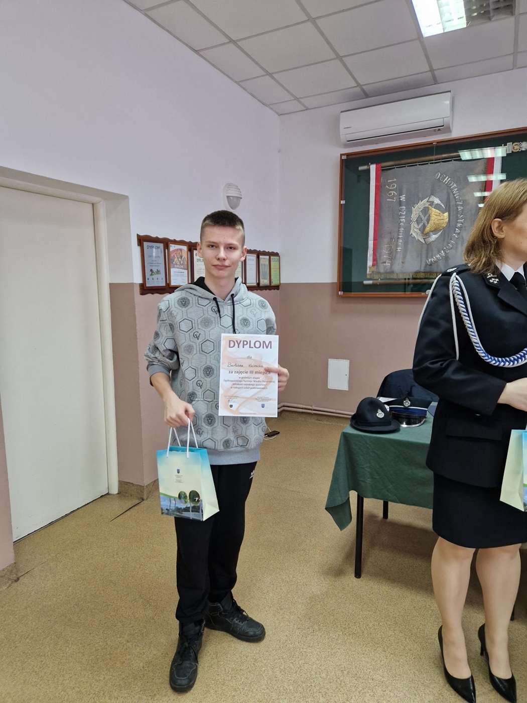 Młodzież zapobiega pożarom
